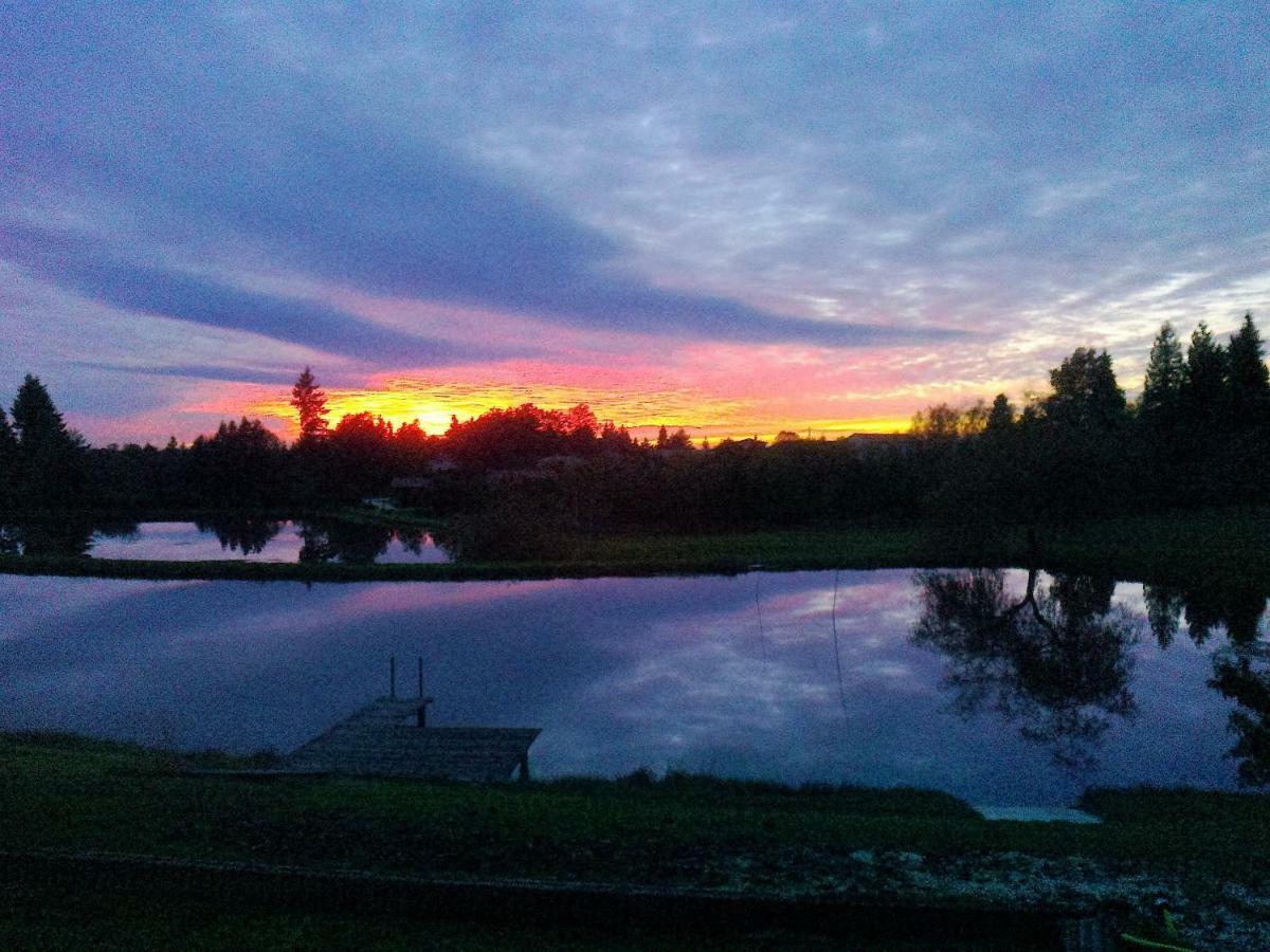 Lieux-Au-Lac Augignac Luaran gambar